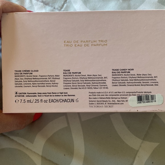 Victoria's Secret NWT, exclusive Tease Parfum set in gift box. - Picture 2 of 3